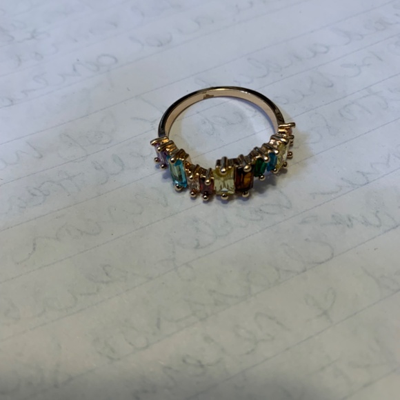 Dillard’s ring size 9 gold - Picture 2 of 2